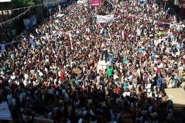 تظاهرات یمنی ها علیه حضور عناصر ائتلاف متجاوز سعودی