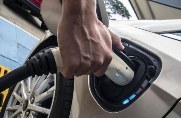 باتری خودگرمایشی؛ انقلابی بزرگ در خودرو های برقی