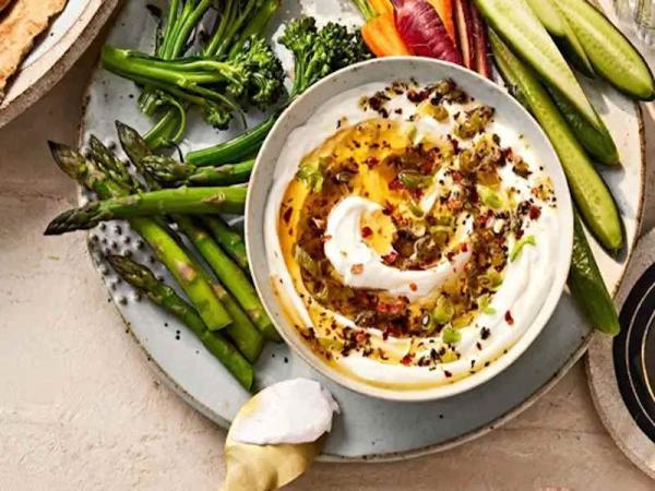 5 طرز تهیه دیپ ماست